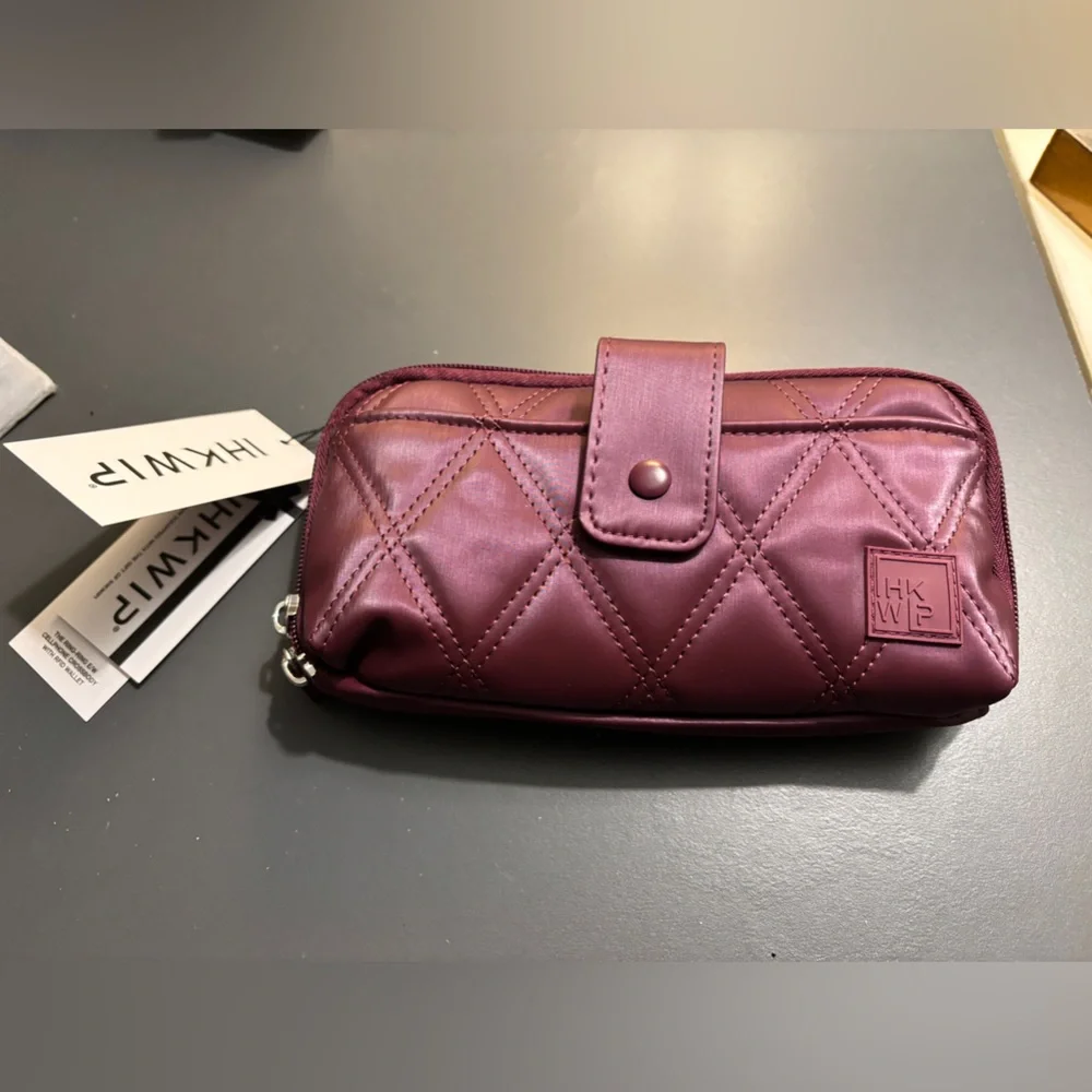IHKWIP Crossbody Wallet Convertible Purse New with Tags